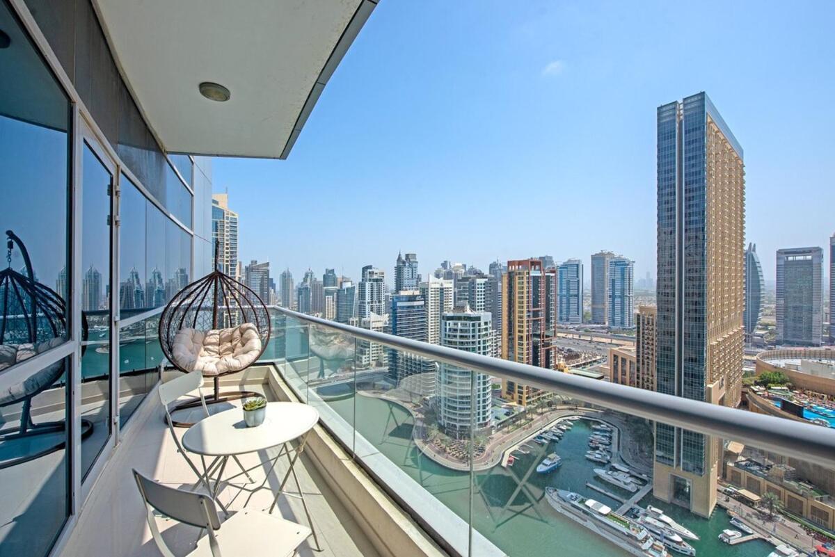 Warm And Airy 1-bedroom With Exceptional Views In Marina Appartement Dubai